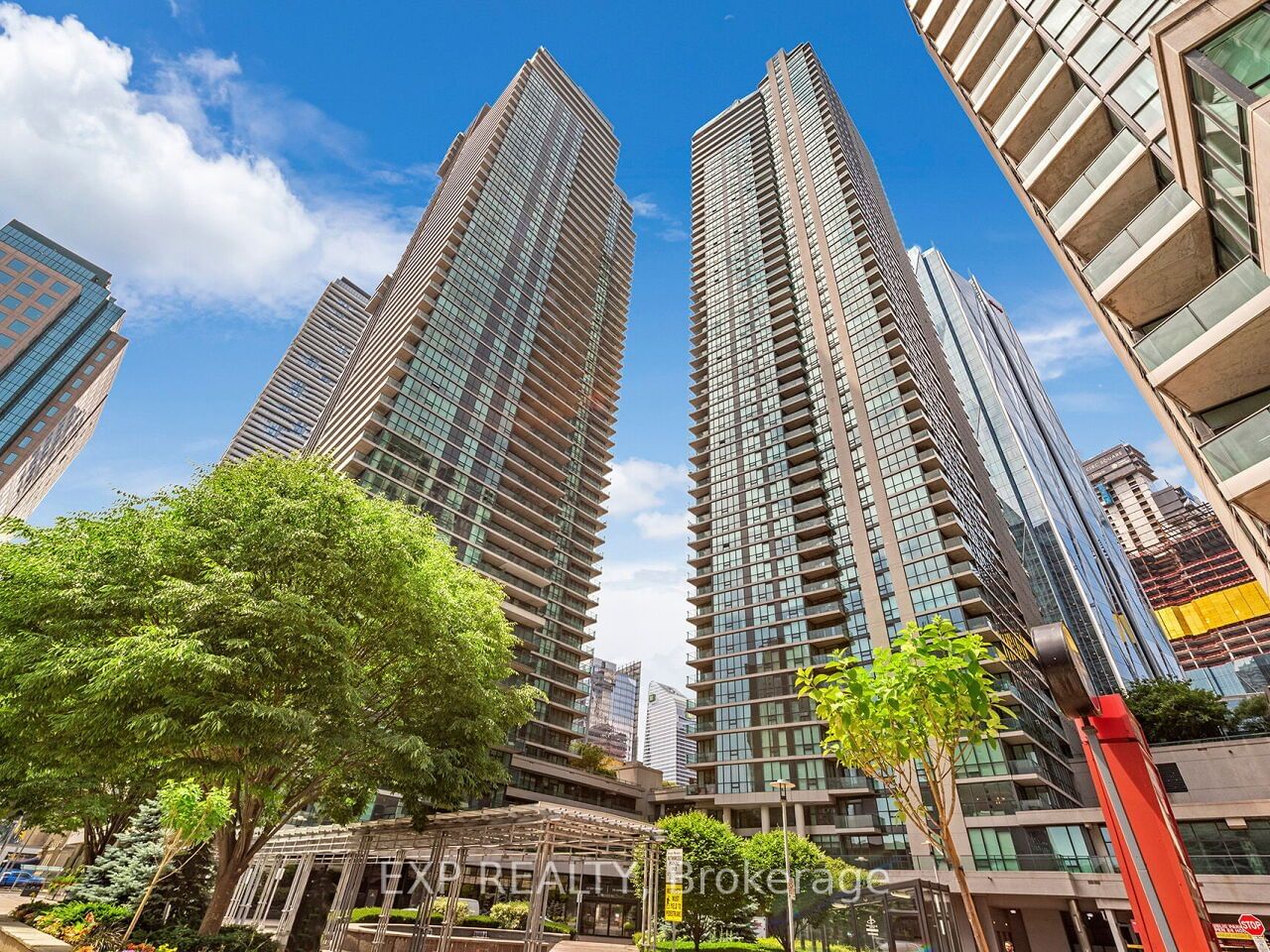 16 Harbour St, unit 4903 for sale - image #1