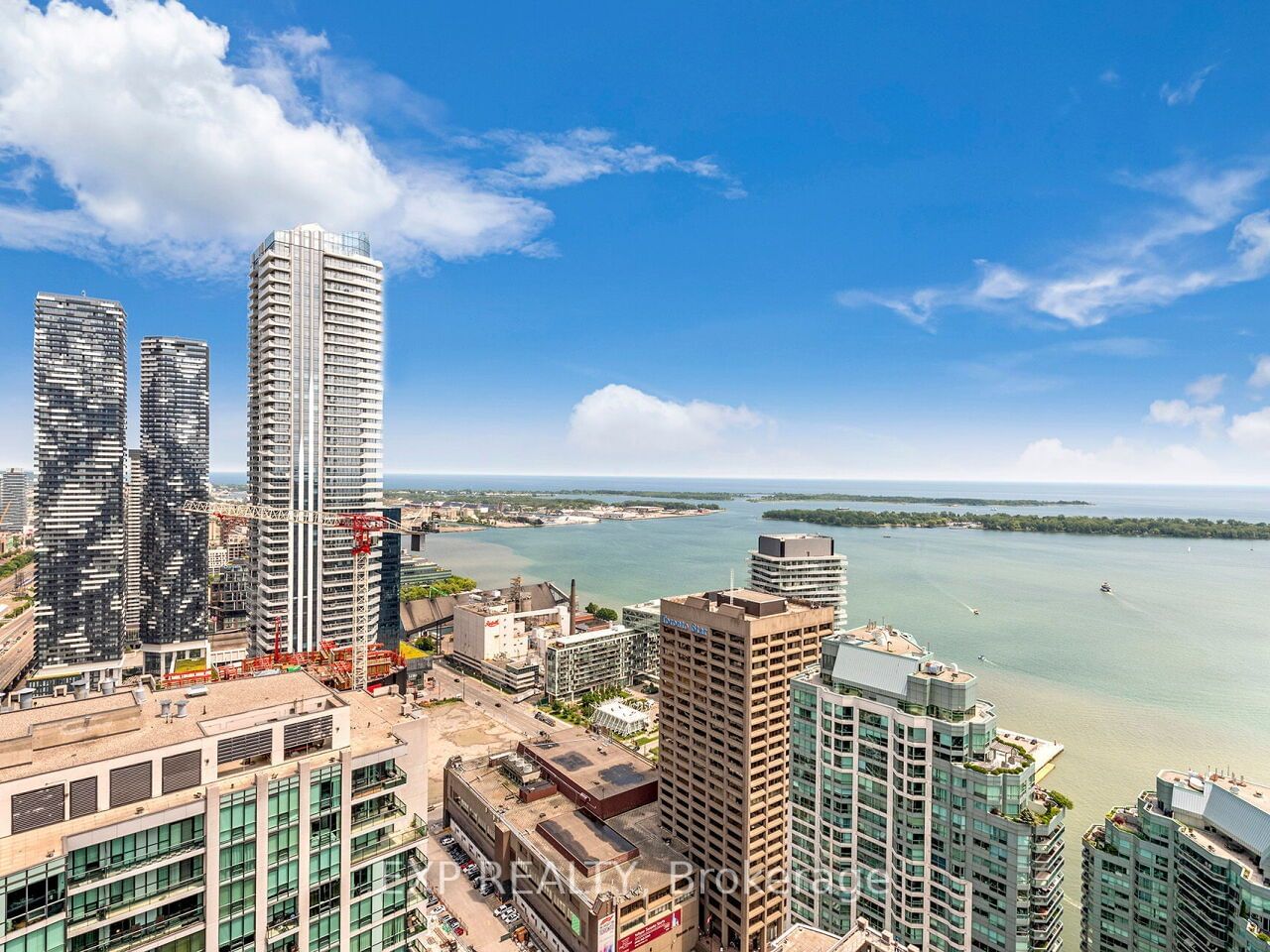 16 Harbour St, unit 4903 for sale - image #2