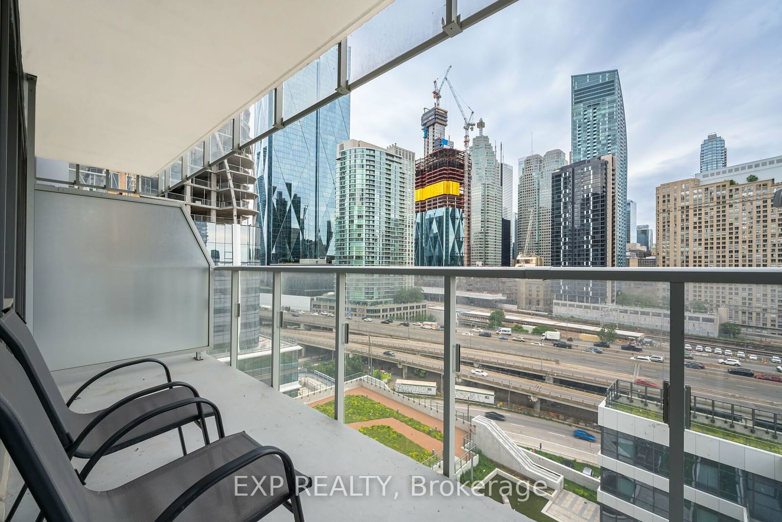 28 Freeland St, unit 1107 for sale - image #25