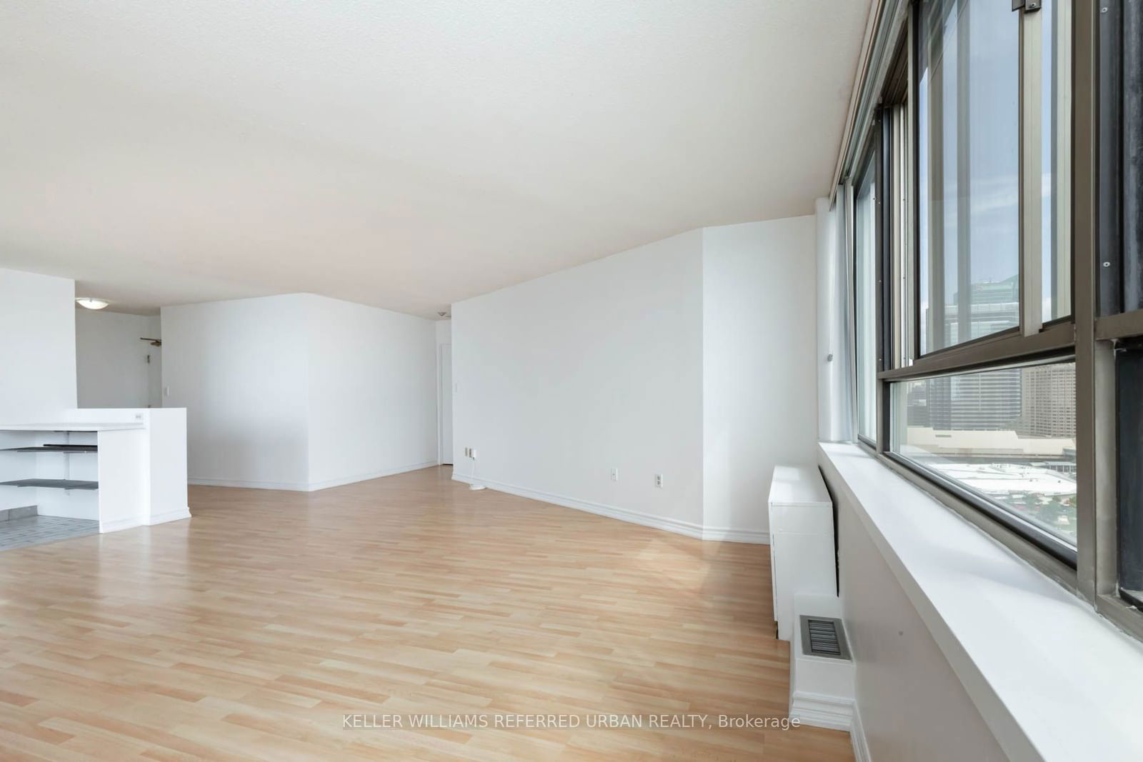 270 Queens Quay W, unit 2401 for sale - image #7