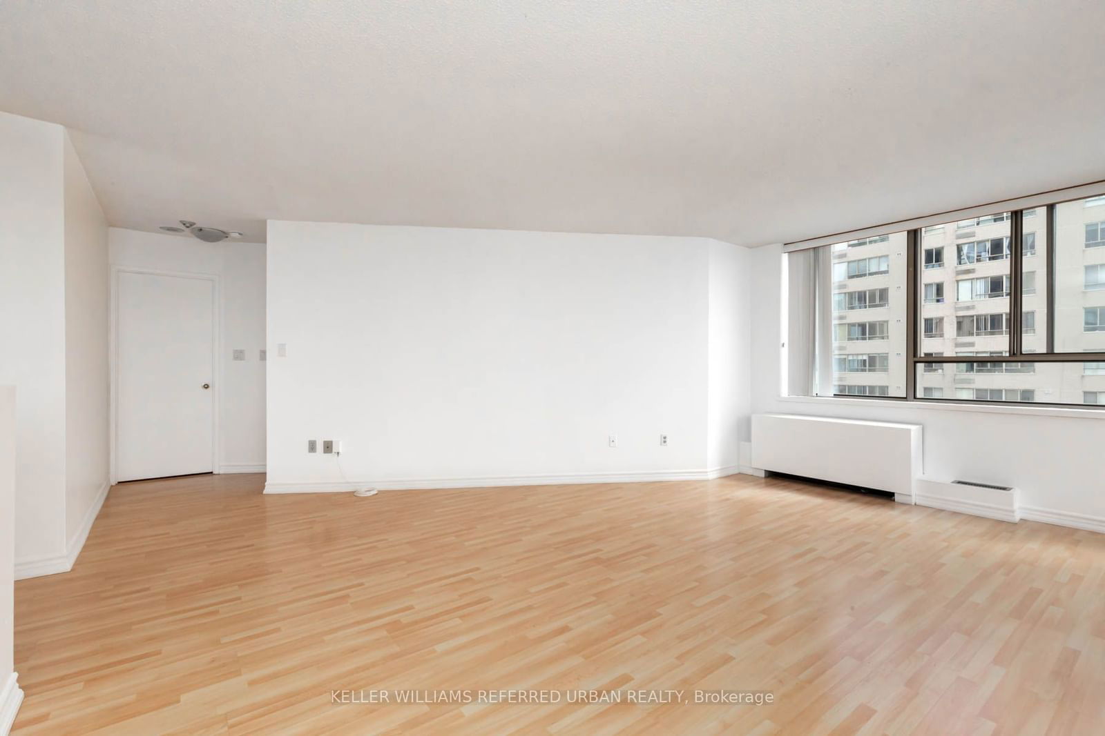 270 Queens Quay W, unit 2401 for sale - image #8