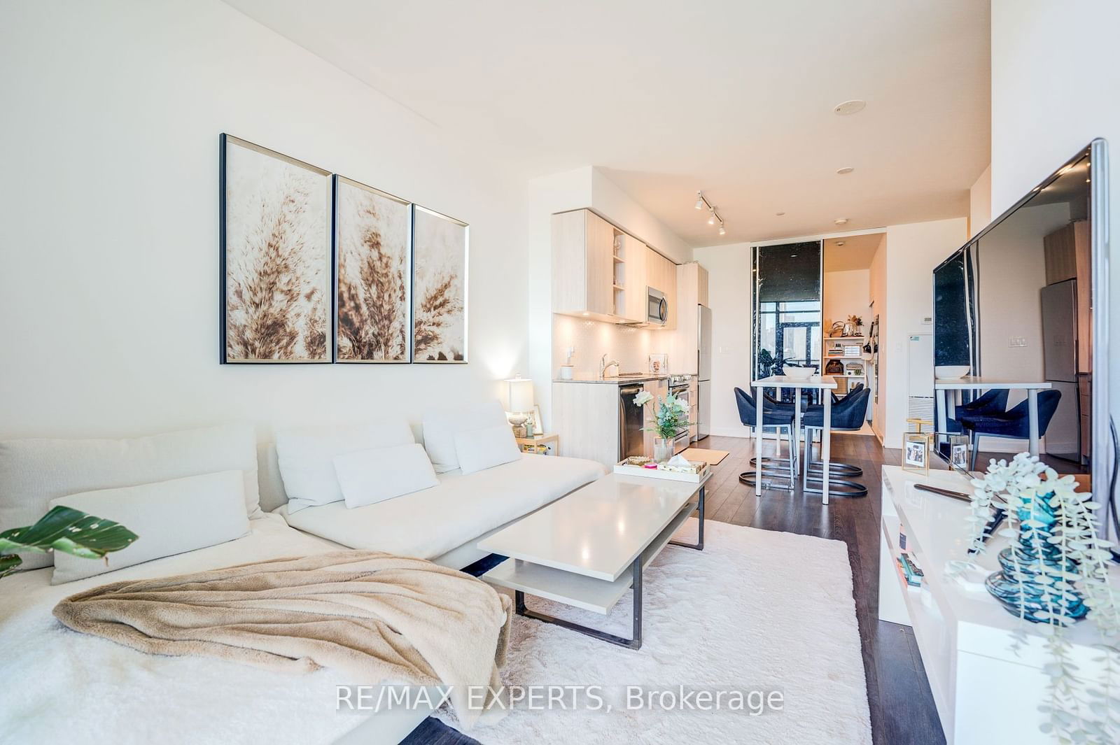 30 Ordnance St, unit 402 for sale - image #17