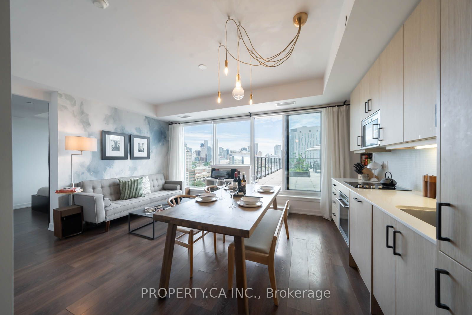 297 College St, unit 1602 for sale - image #1