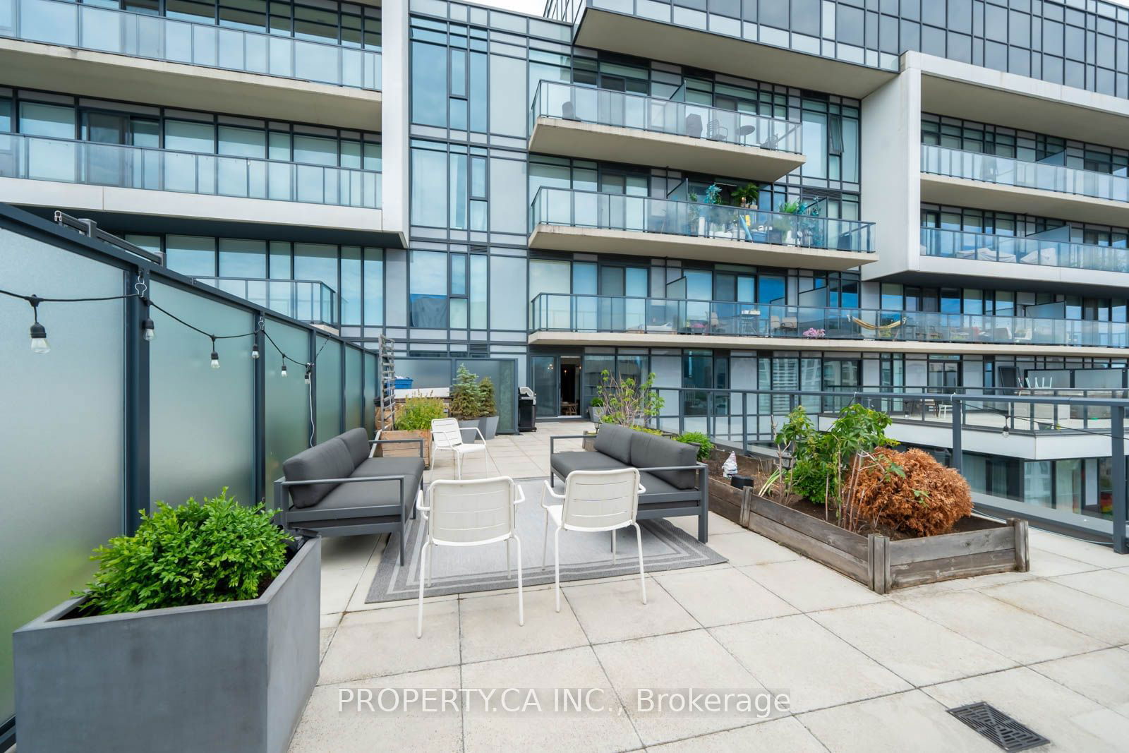 297 College St, unit 1602 for sale - image #30