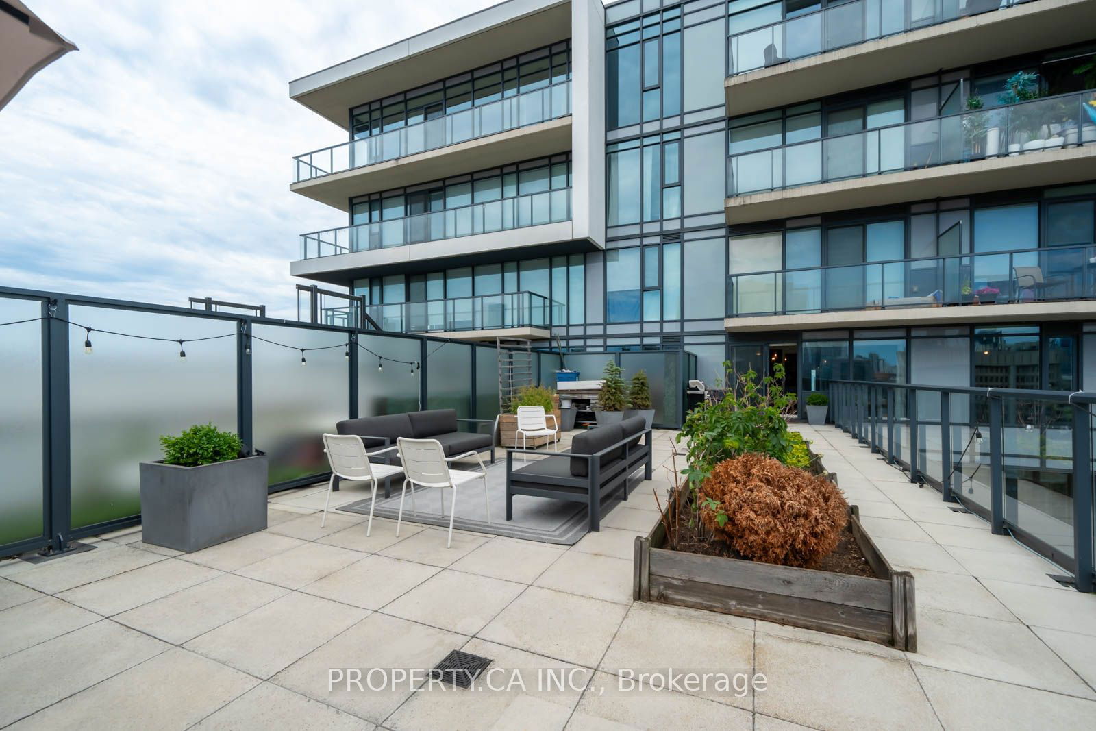 297 College St, unit 1602 for sale - image #31