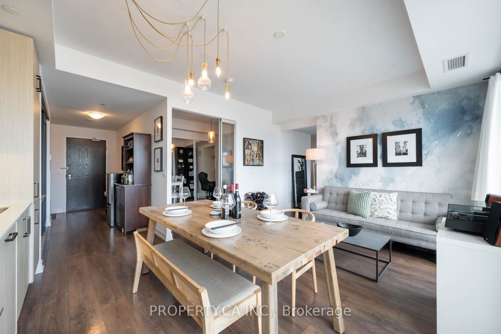 297 College St, unit 1602 for sale - image #7