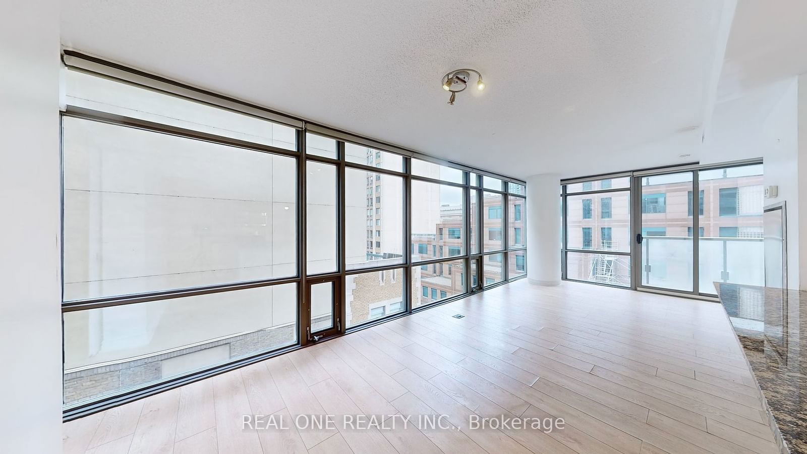 38 Grenville St, unit 907 for sale - image #12