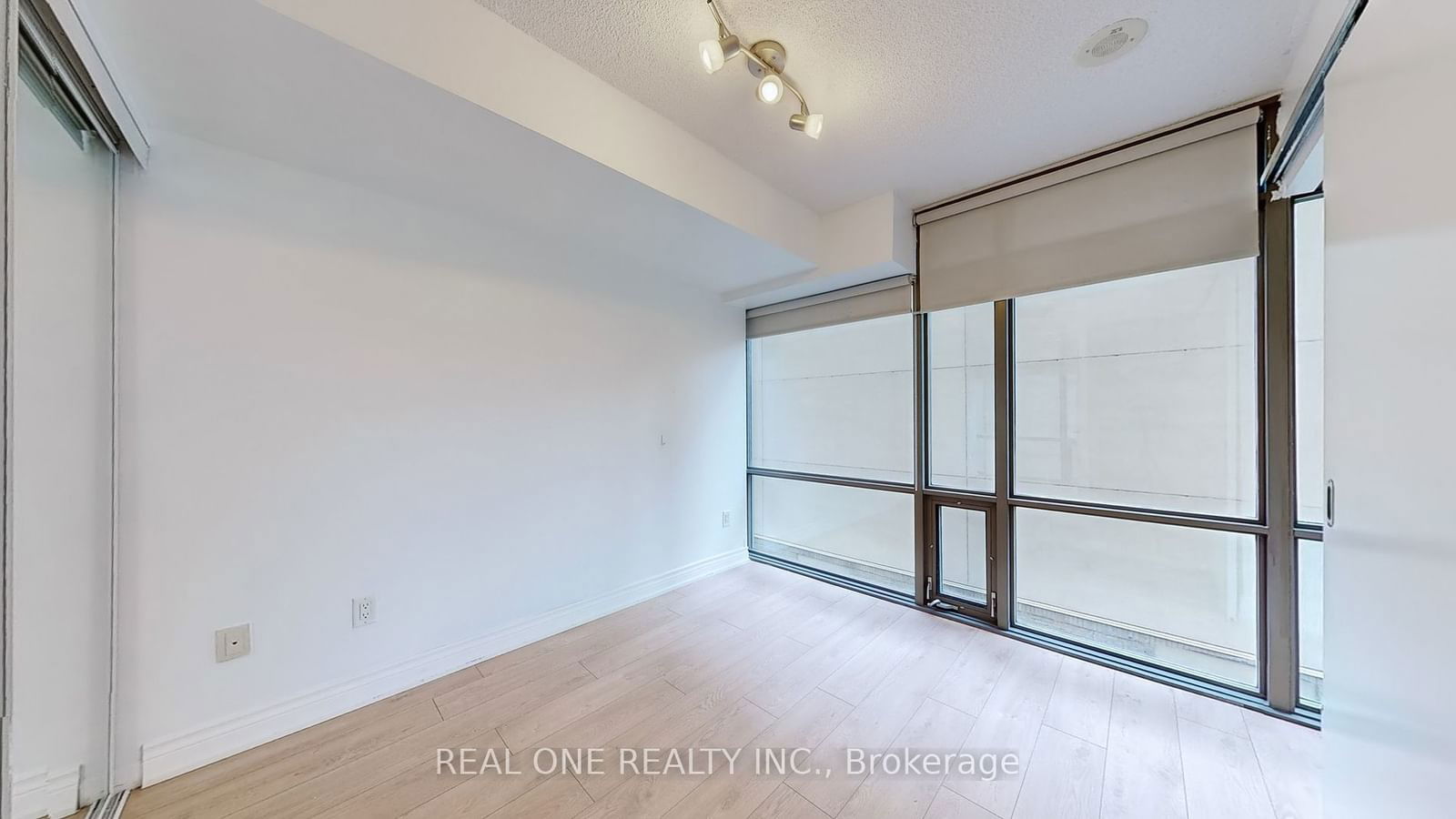 38 Grenville St, unit 907 for sale - image #22