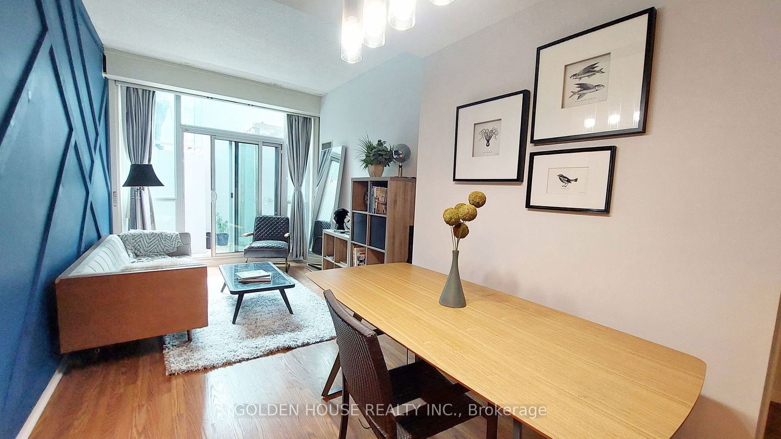 96 St Patrick St, unit 201 for sale - image #4