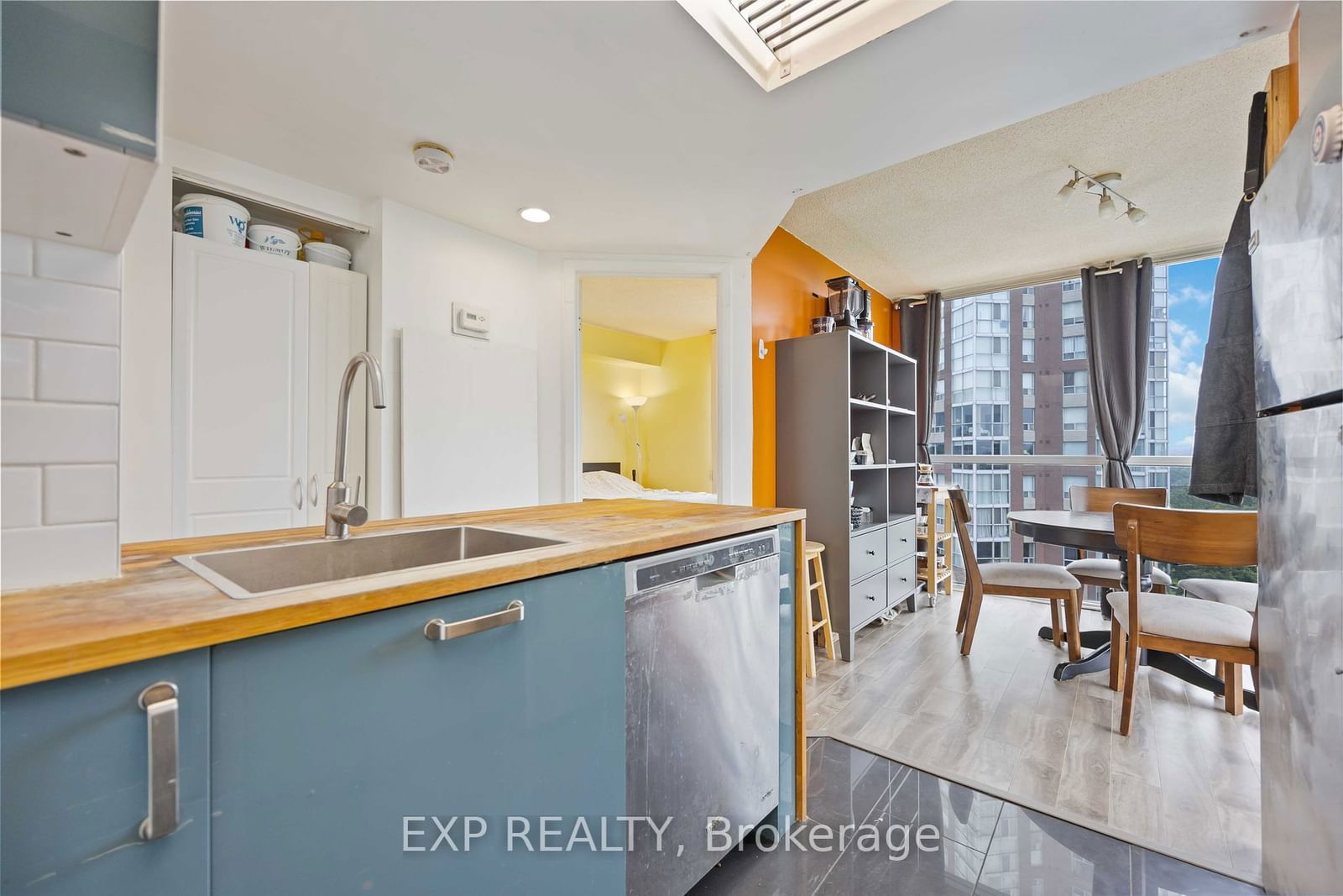 5 Concorde Pl, unit 509 for sale - image #22