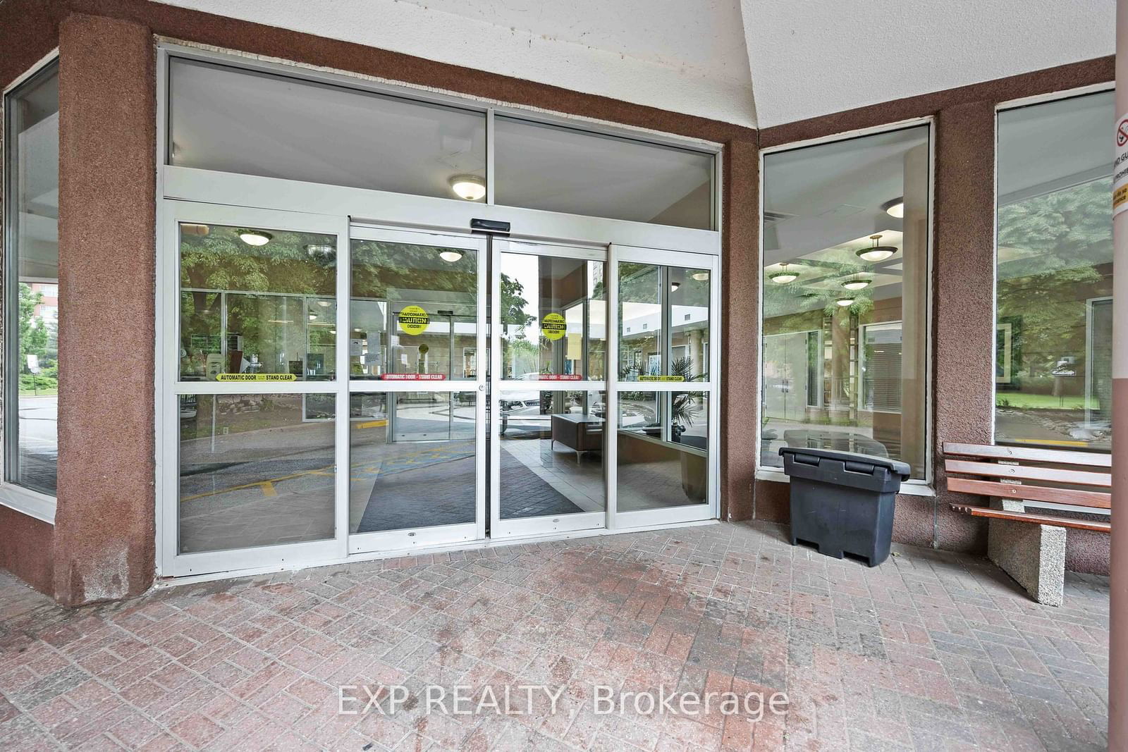 5 Concorde Pl, unit 509 for sale - image #3