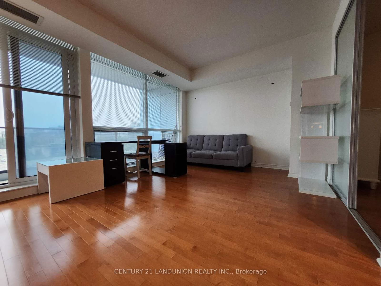 2885 Bayview Ave, unit 301 for rent - image #13