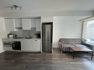 195 Redpath Ave, unit 705 for rent - image #3