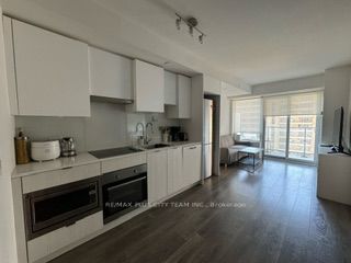 195 Redpath Ave, unit 705 for rent - image #8