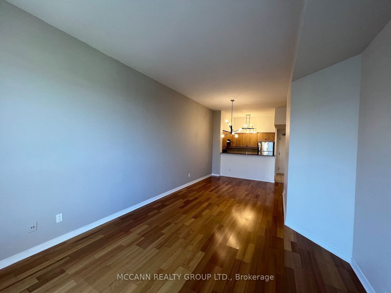 455 Rosewell Ave, unit 605 for sale - image #9