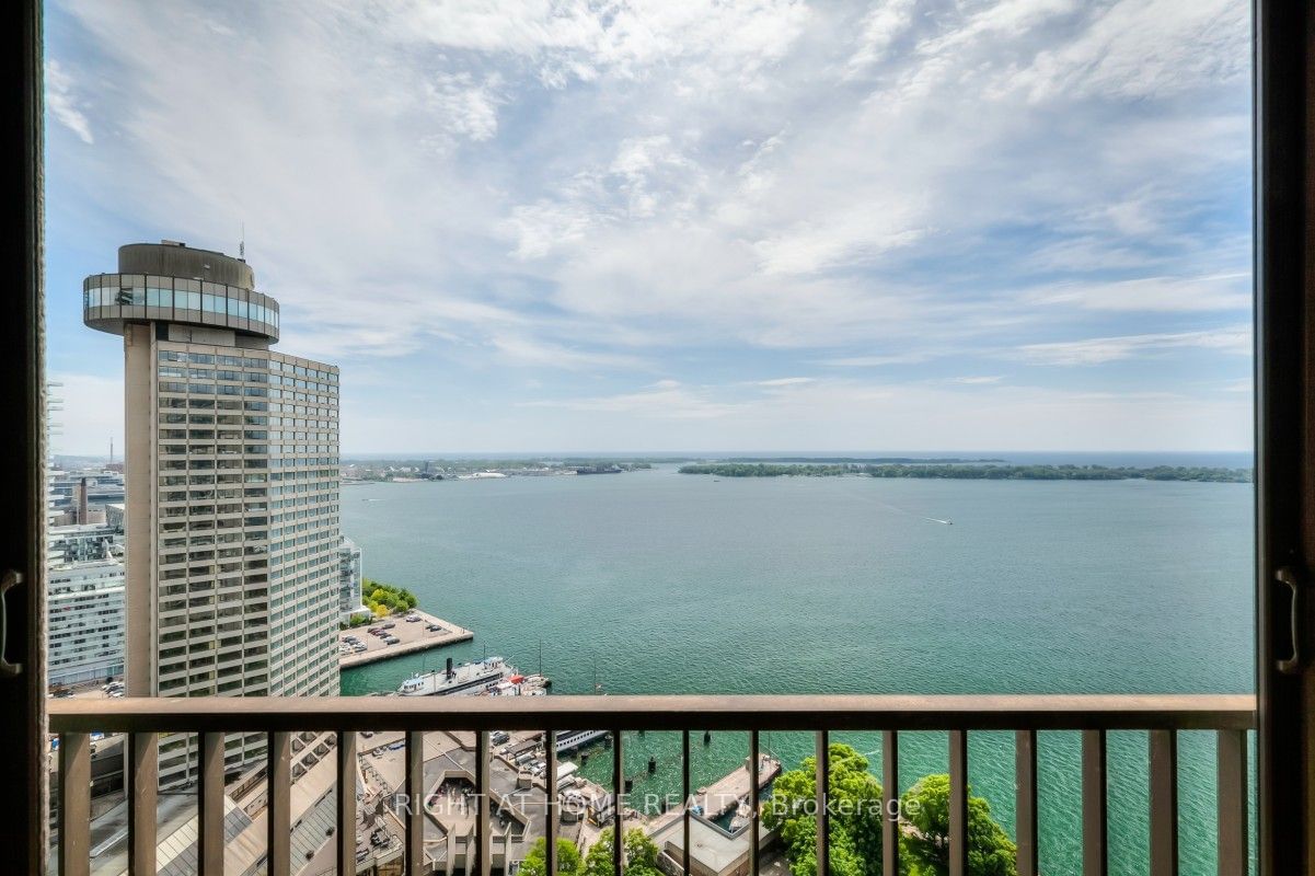 33 Harbour Sq, unit 3020 for rent - image #18