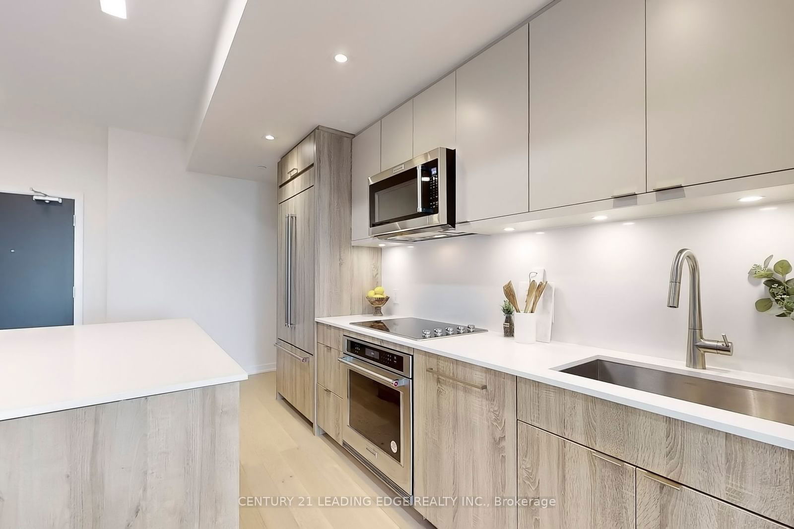 840 St Clair Ave W, unit 804 for sale - image #17