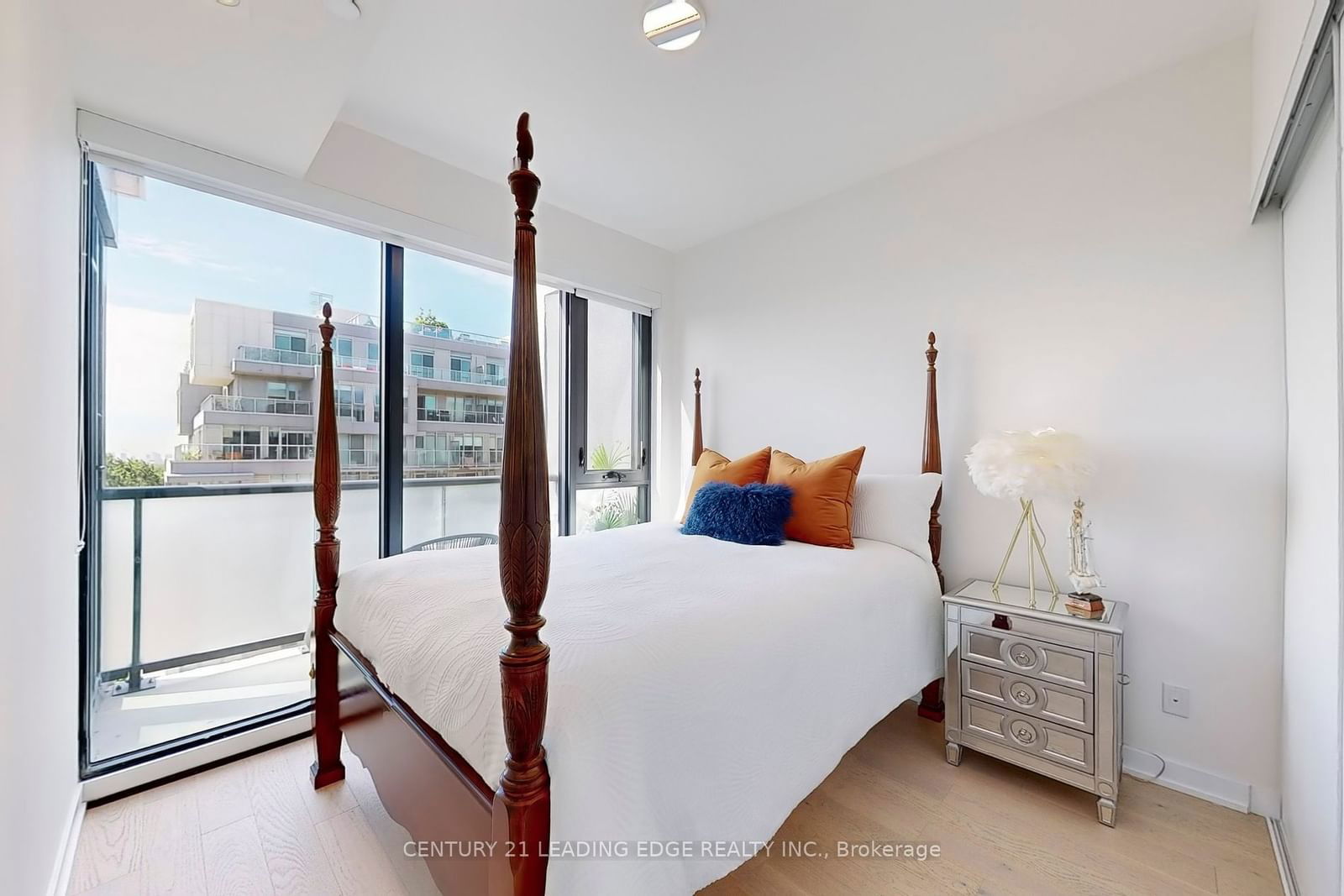 840 St Clair Ave W, unit 804 for sale - image #24