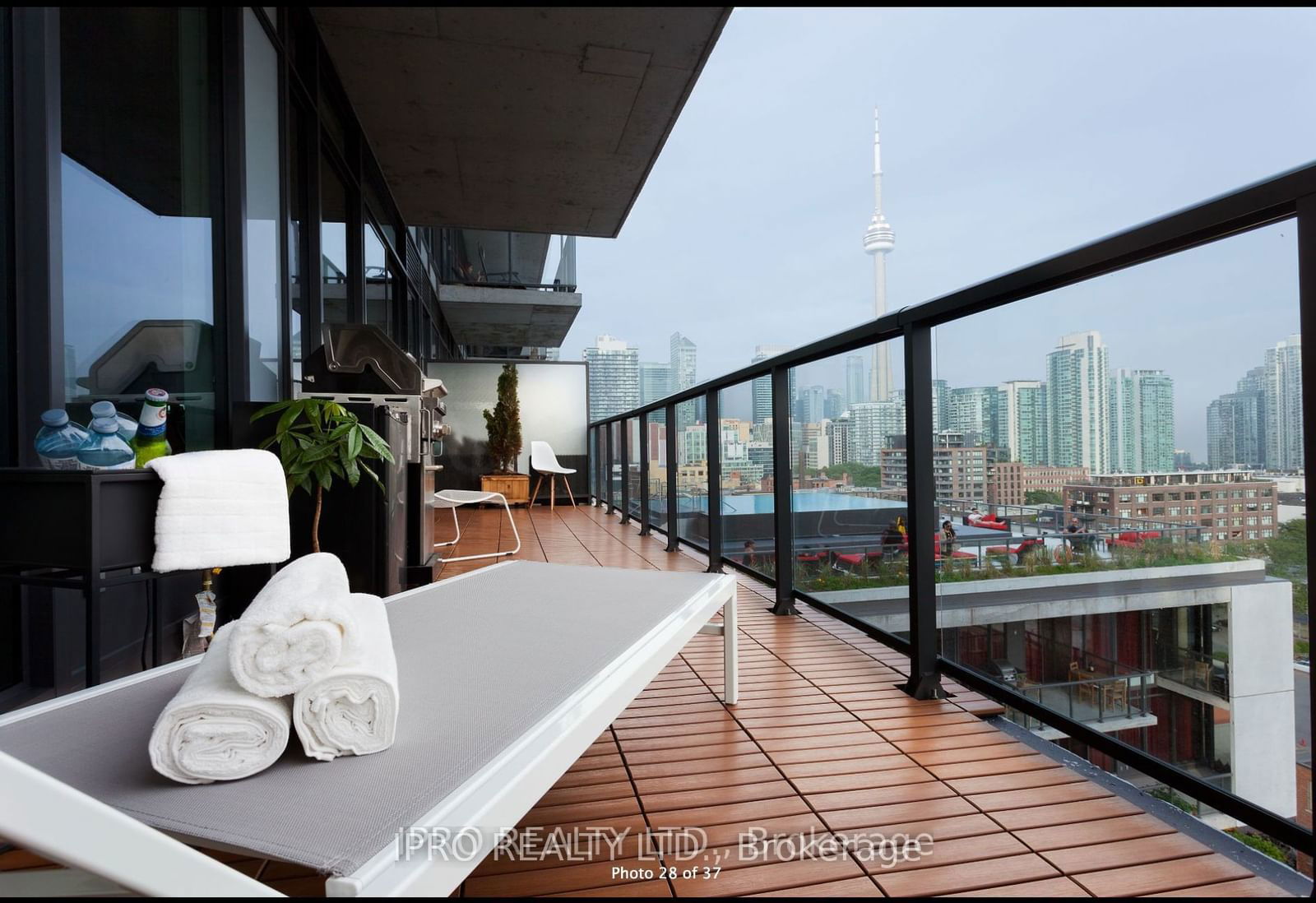 560 King St W, unit 1014 for rent - image #11