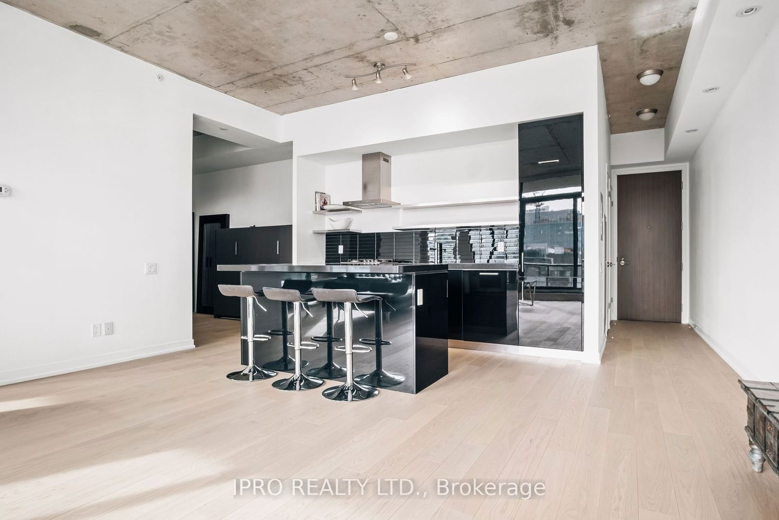 560 King St W, unit 1014 for rent - image #14