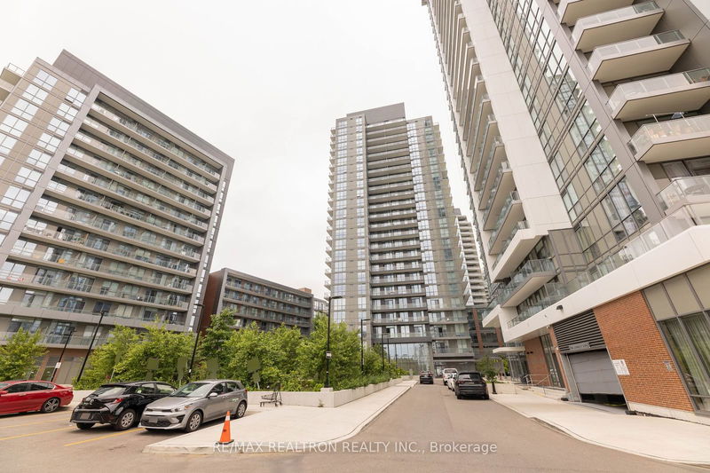 38 Forest Manor Rd, unit 319 for sale - image #1