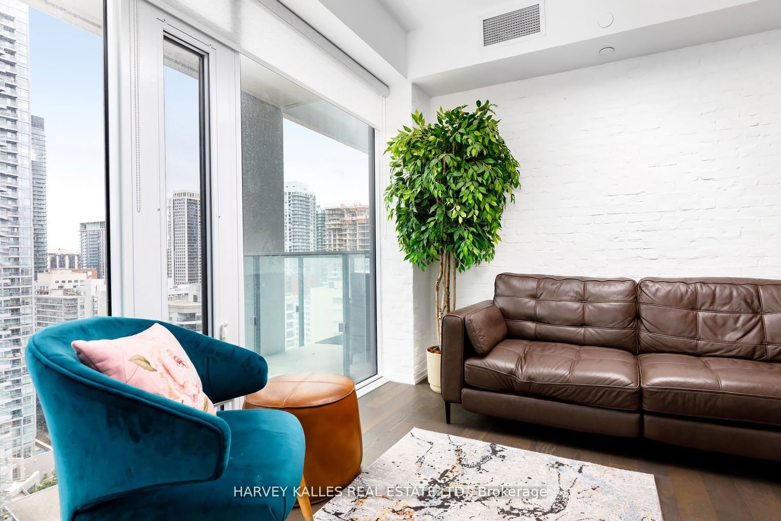 5 Soudan Ave, unit 2311 for sale - image #11