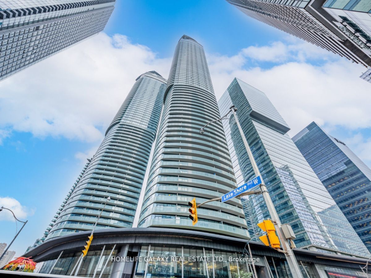 14 York St, unit 2202 for sale