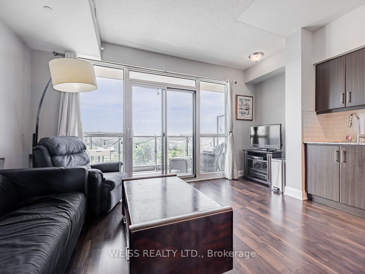 160 Vanderhoof Ave, unit 407 for sale - image #13