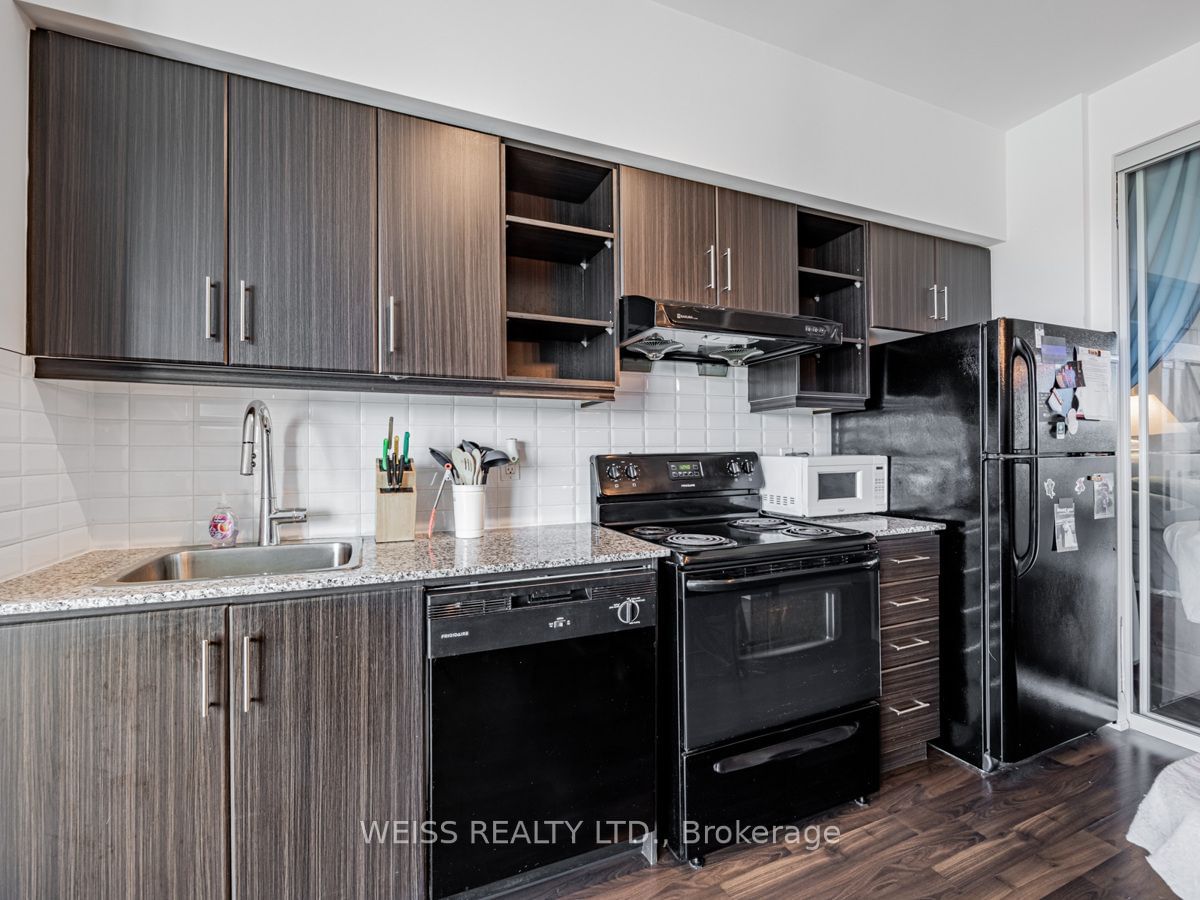 160 Vanderhoof Ave, unit 407 for sale - image #9