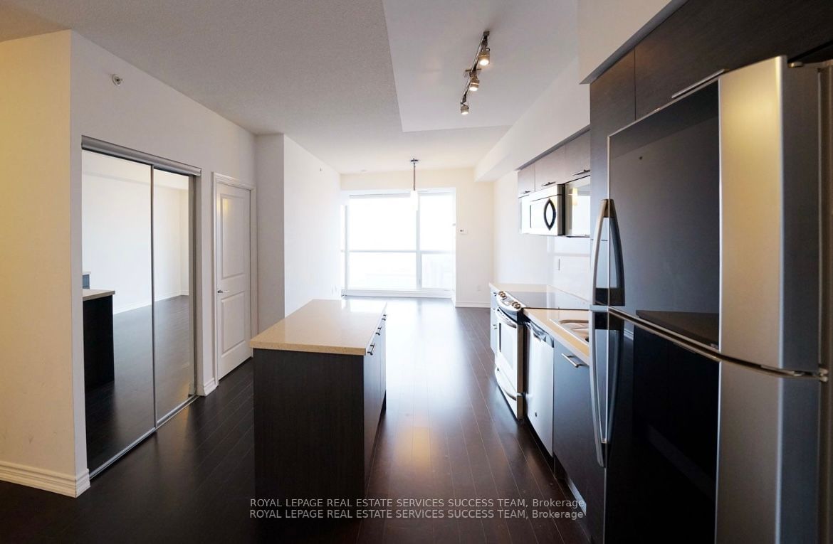 386 Yonge St, unit 4713 for rent - image #18