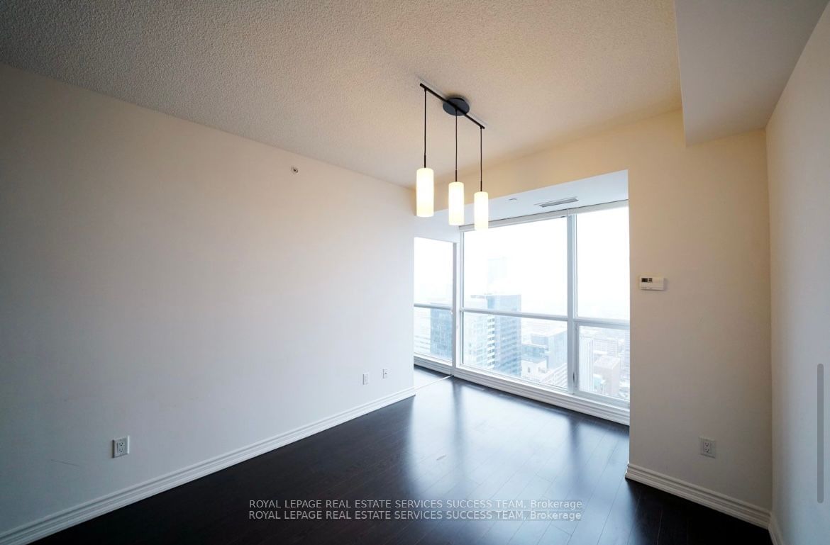 386 Yonge St, unit 4713 for rent - image #20