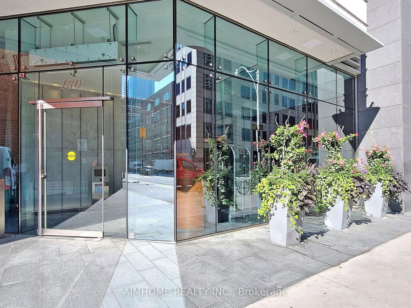 180 University Ave, unit 5004 for sale