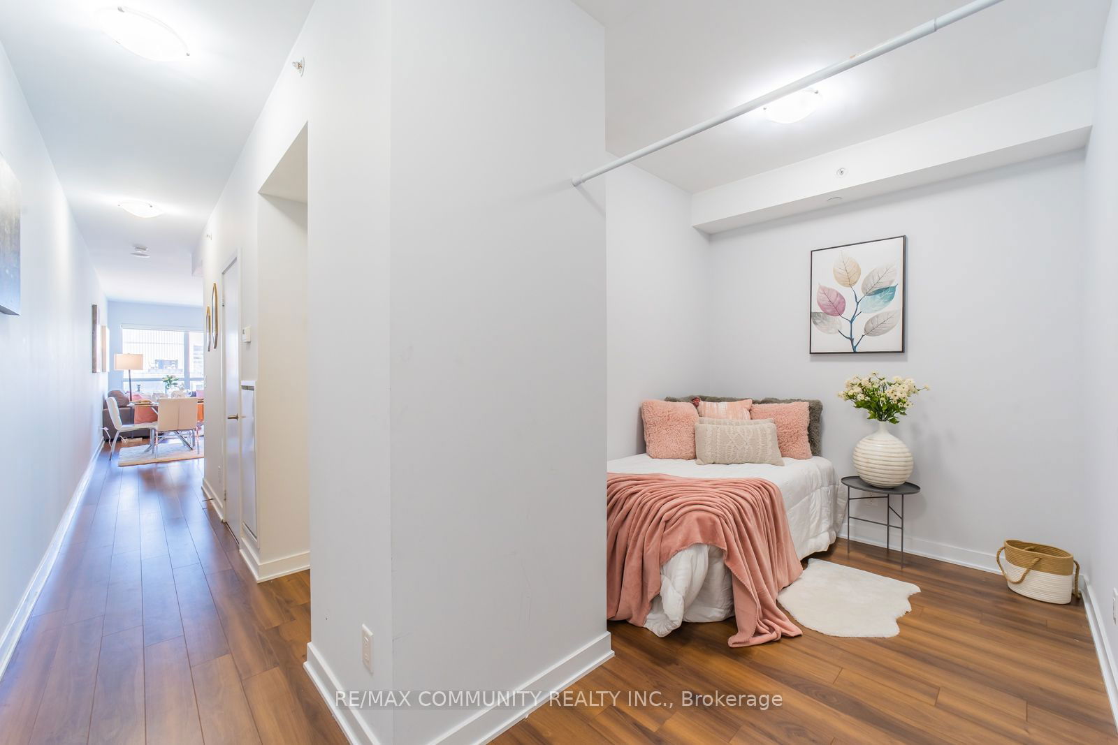 210 Simcoe St E, unit 1210 for sale - image #8