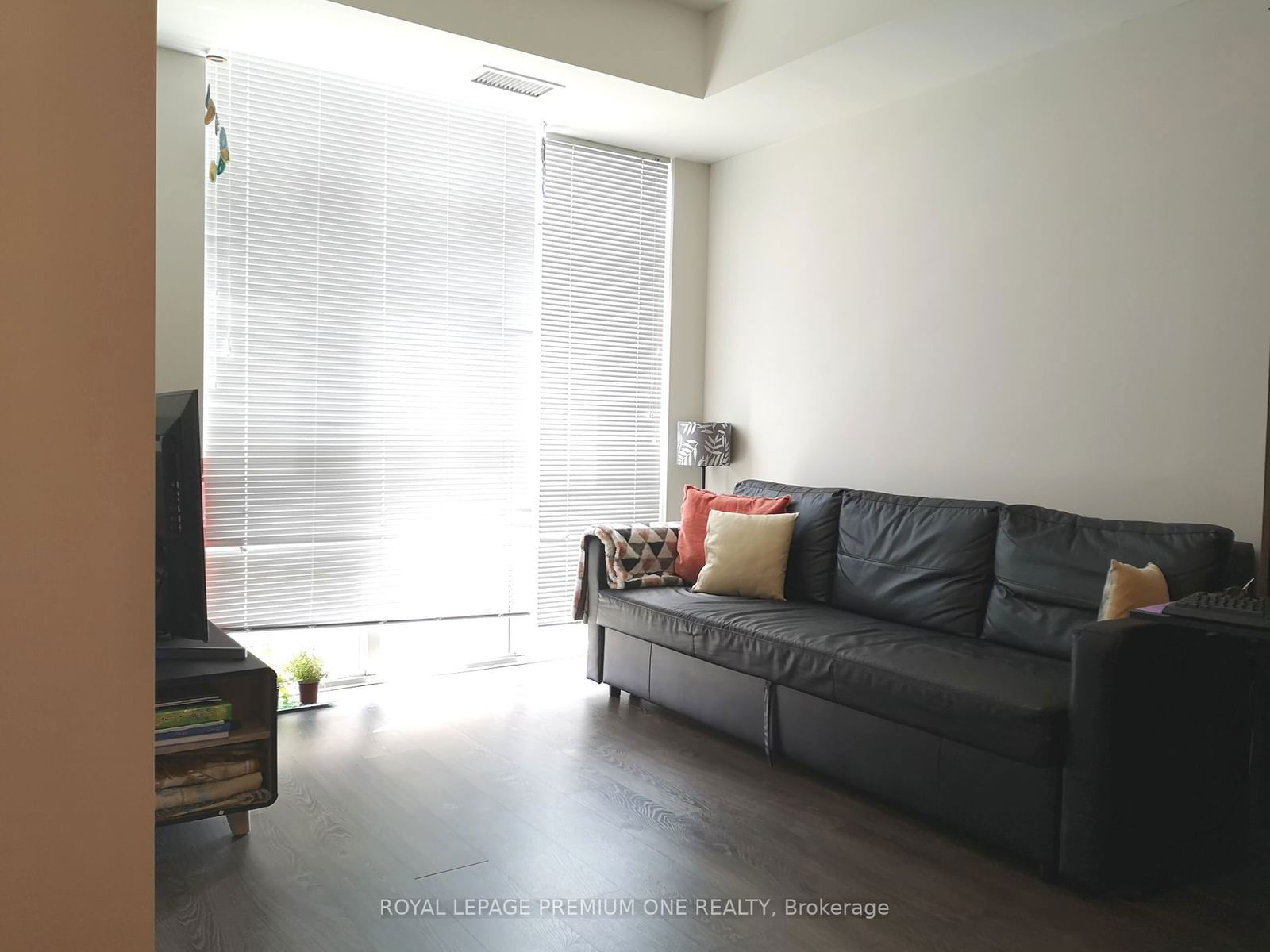 75 East Liberty St, unit 1718 for sale - image #10