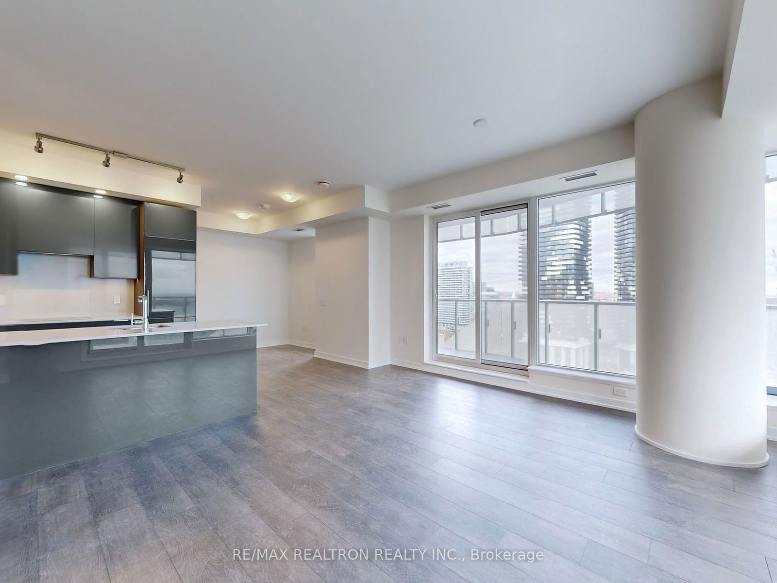 28 Freeland St, unit 2109 for sale