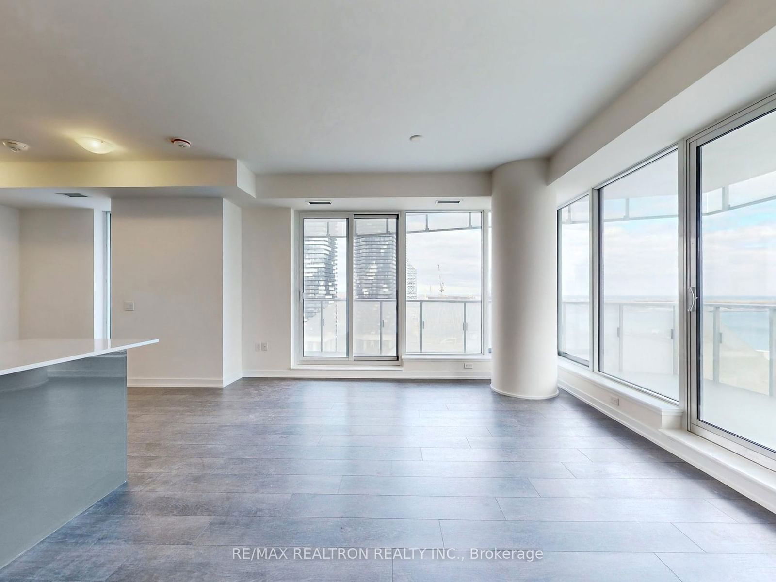 28 Freeland St, unit 2109 for sale