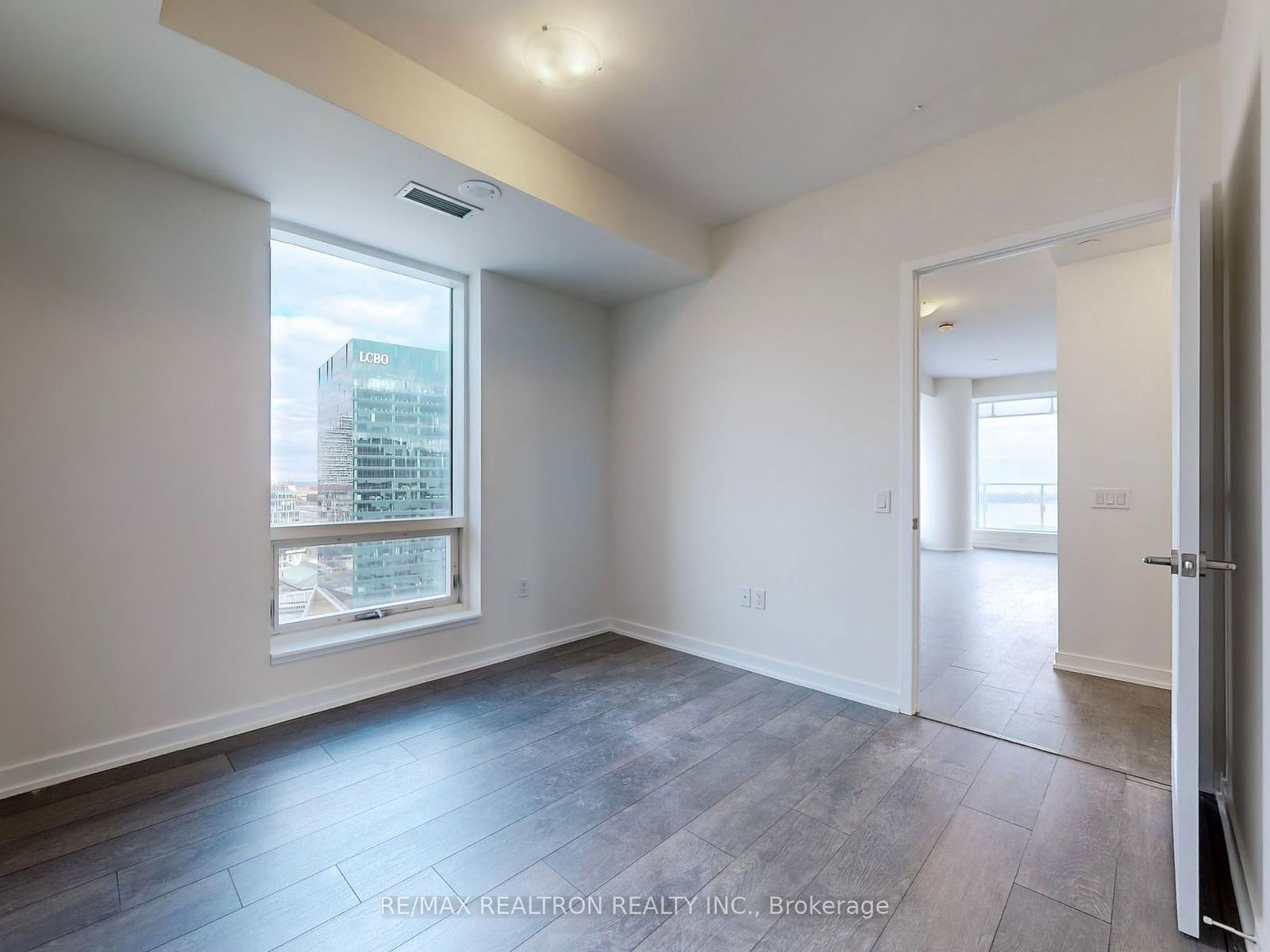 28 Freeland St, unit 2109 for sale