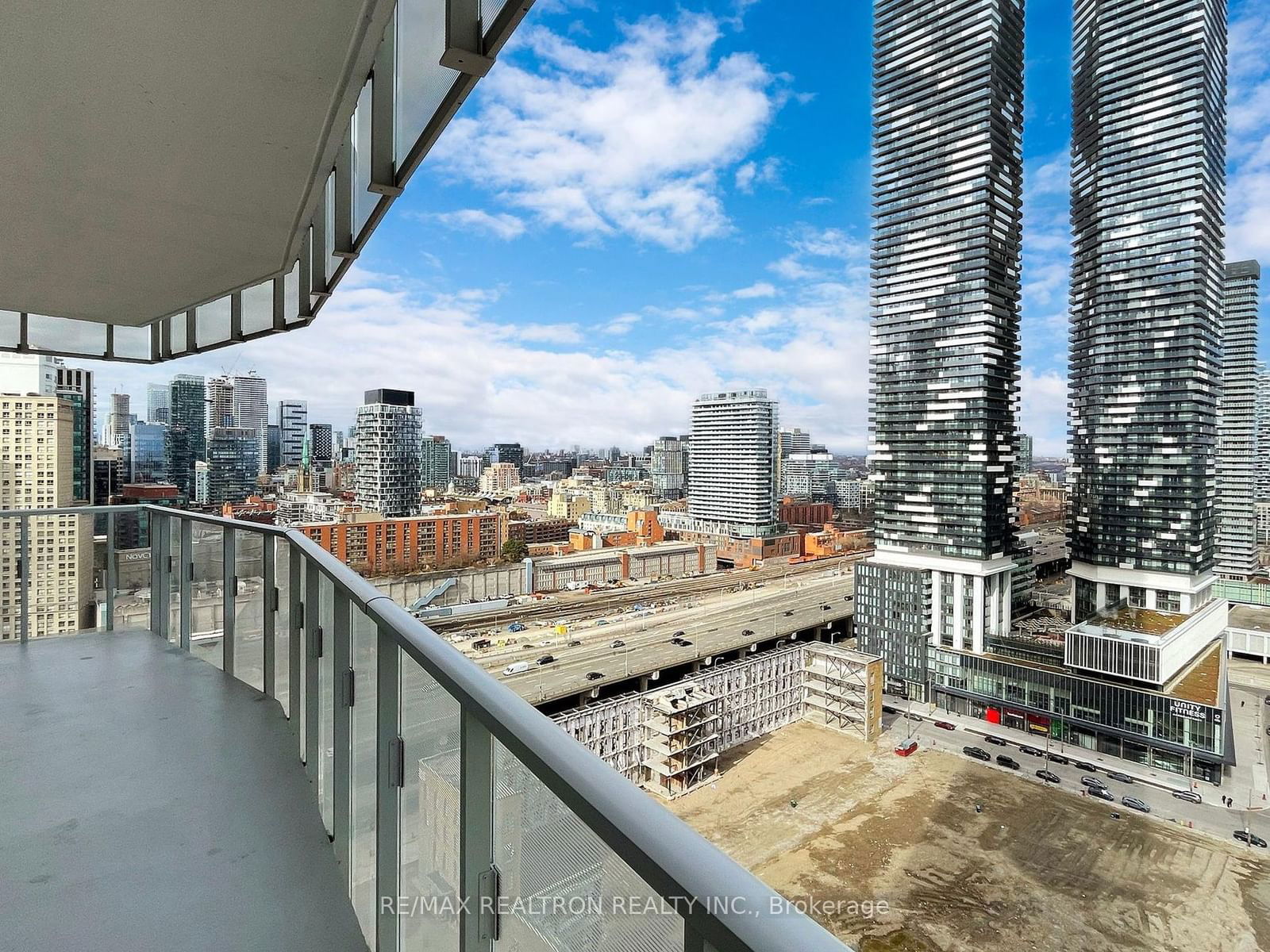 28 Freeland St, unit 2109 for sale