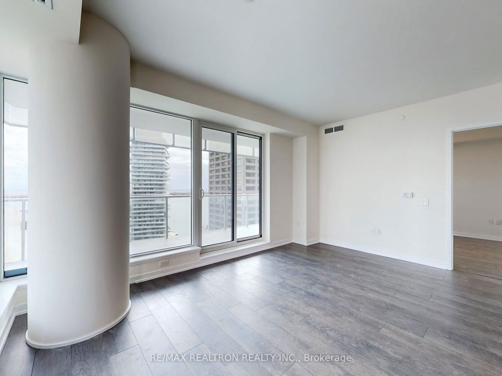 28 Freeland St, unit 2109 for sale