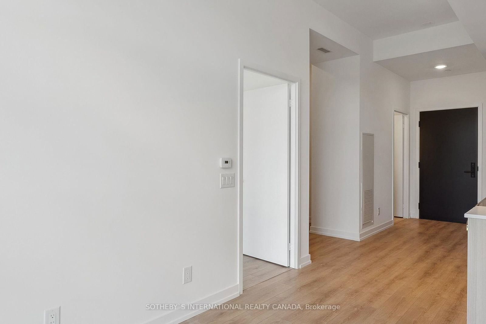 500 Dupont St, unit 310 for rent