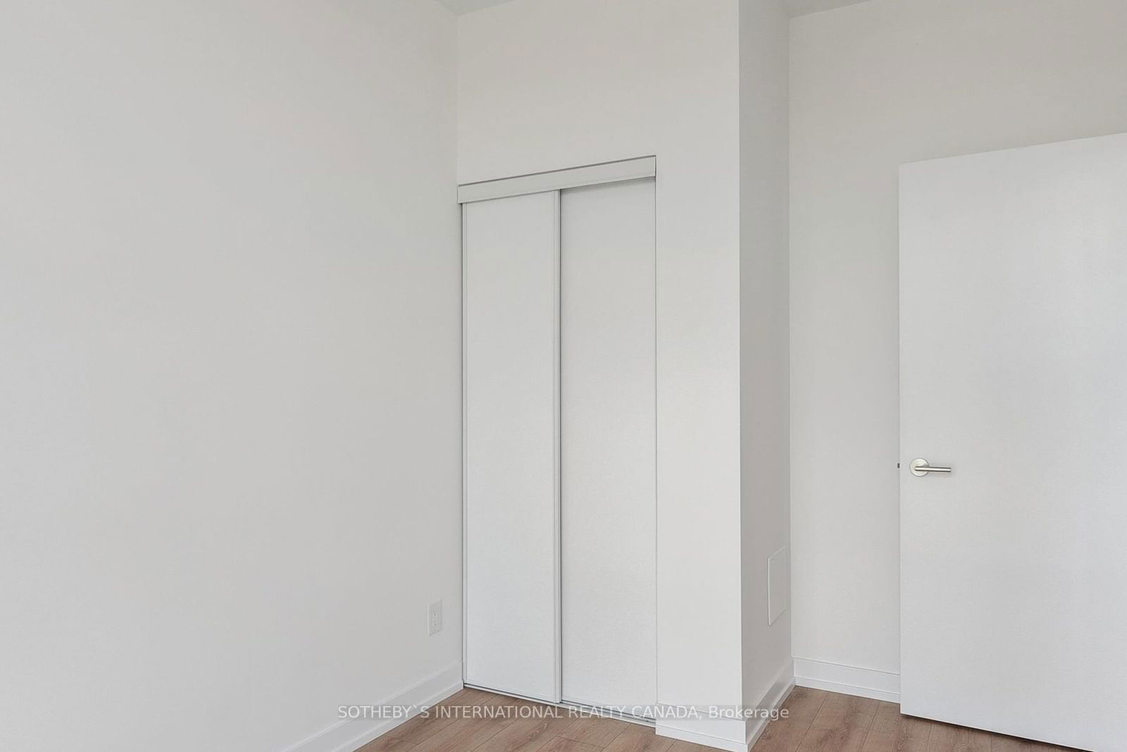 500 Dupont St, unit 310 for rent