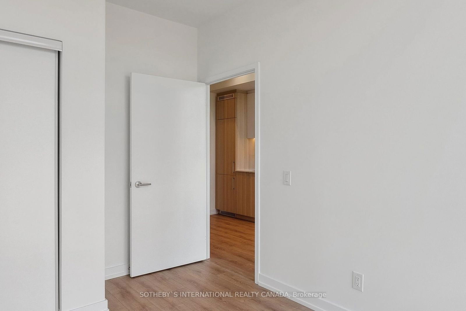 500 Dupont St, unit 310 for rent