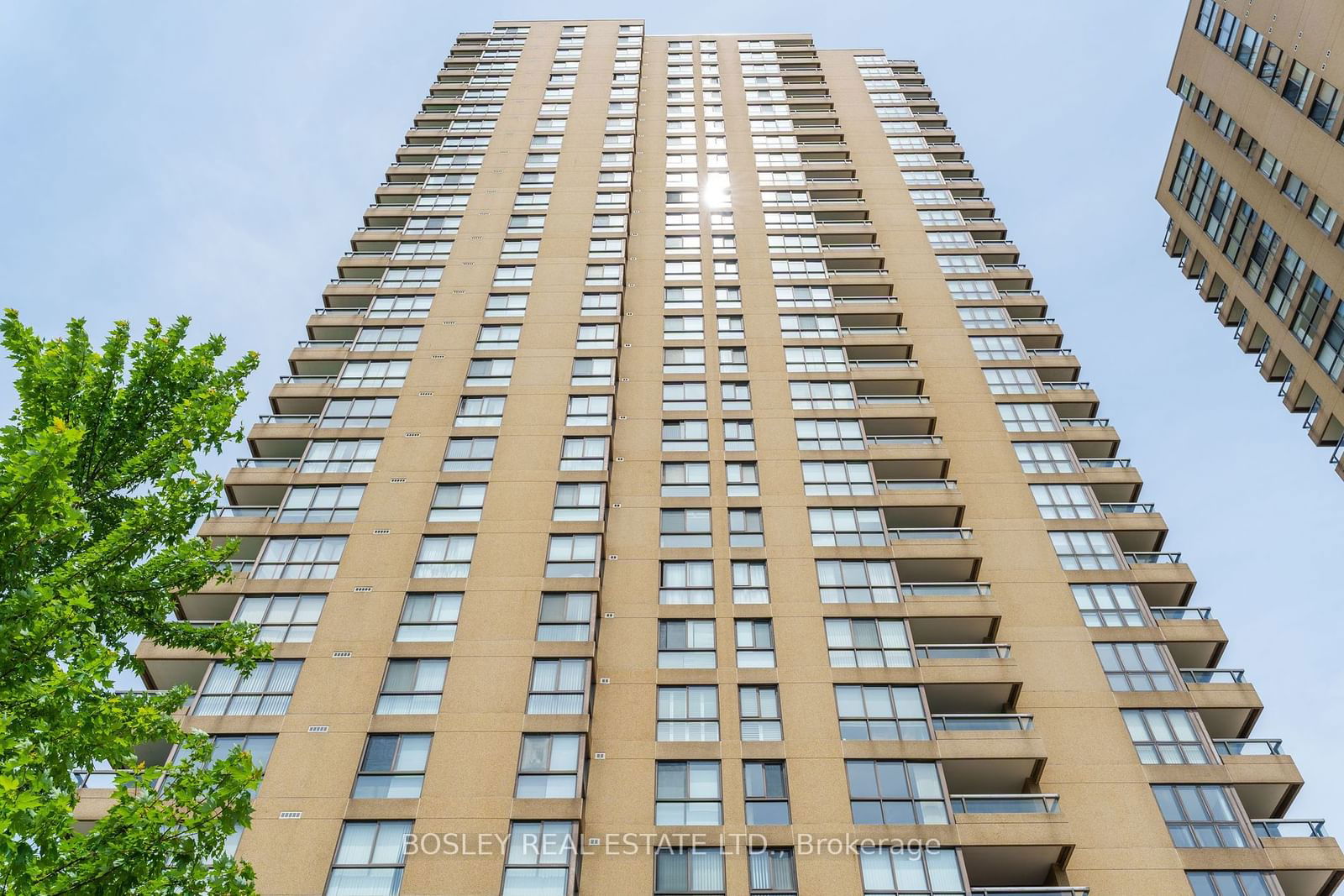 3 Concorde Pl, unit 501 for sale - image #40