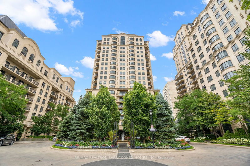 662 Sheppard Ave E, unit 805c for rent