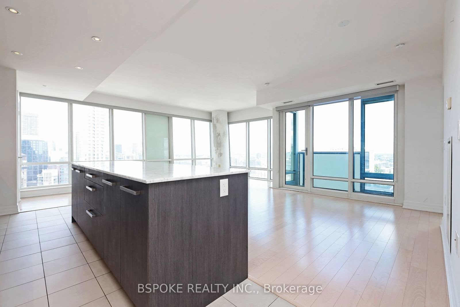 8 The Esplanade, unit 3308 for rent - image #13