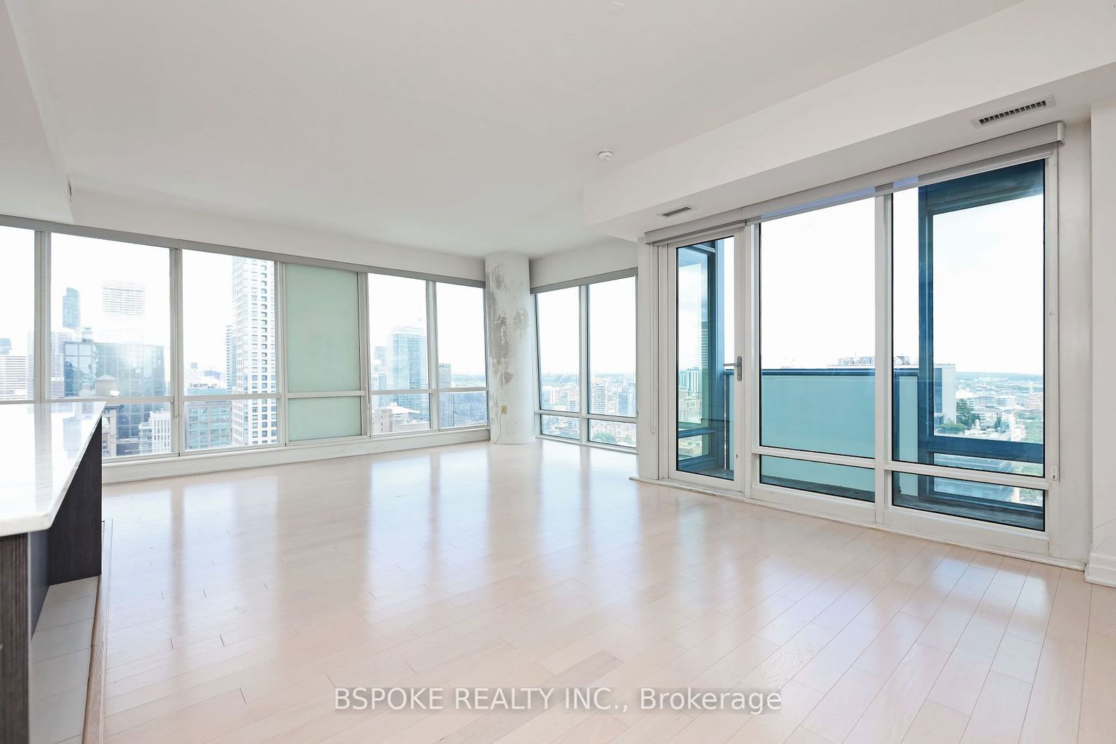 8 The Esplanade, unit 3308 for rent - image #4