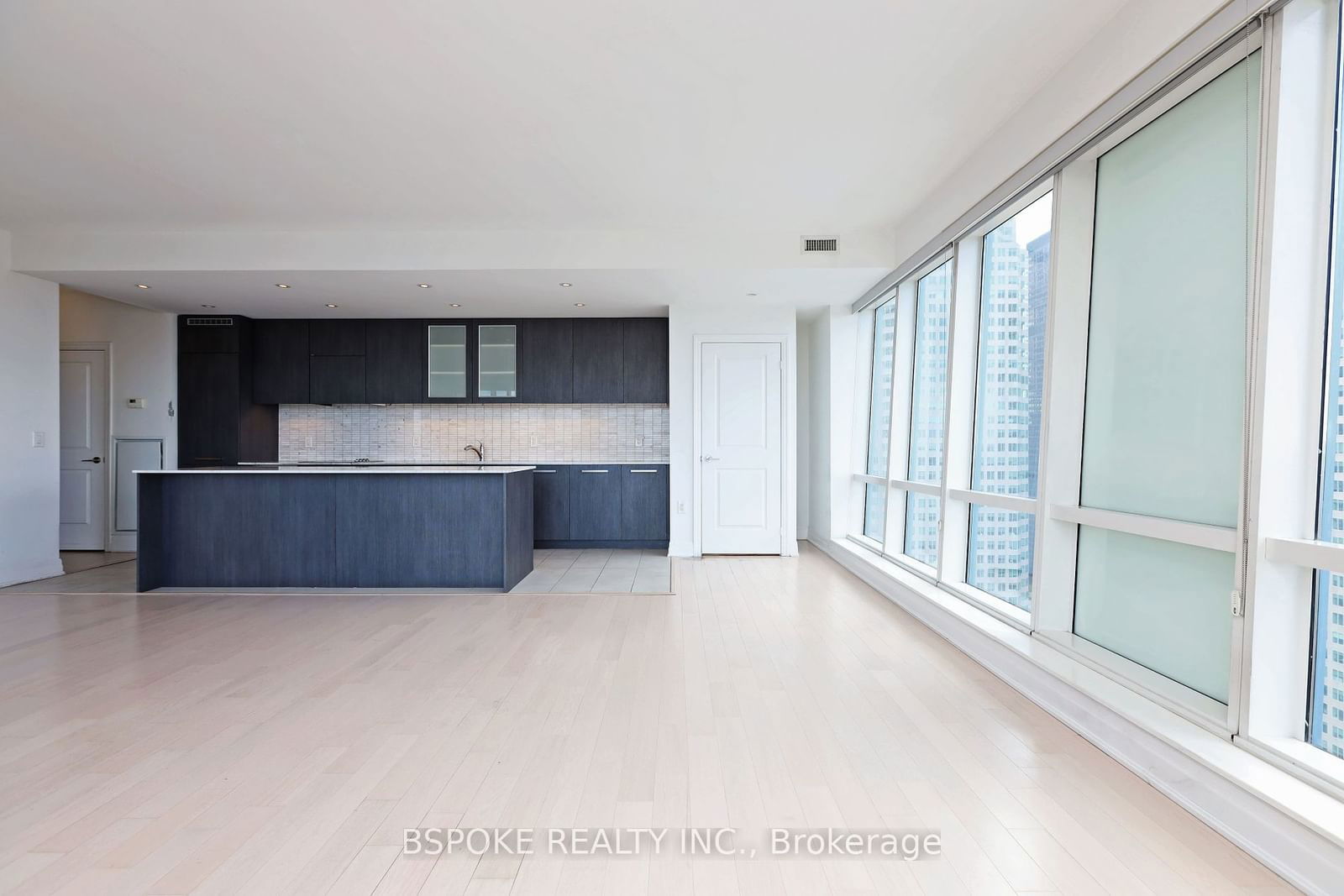 8 The Esplanade, unit 3308 for rent - image #7