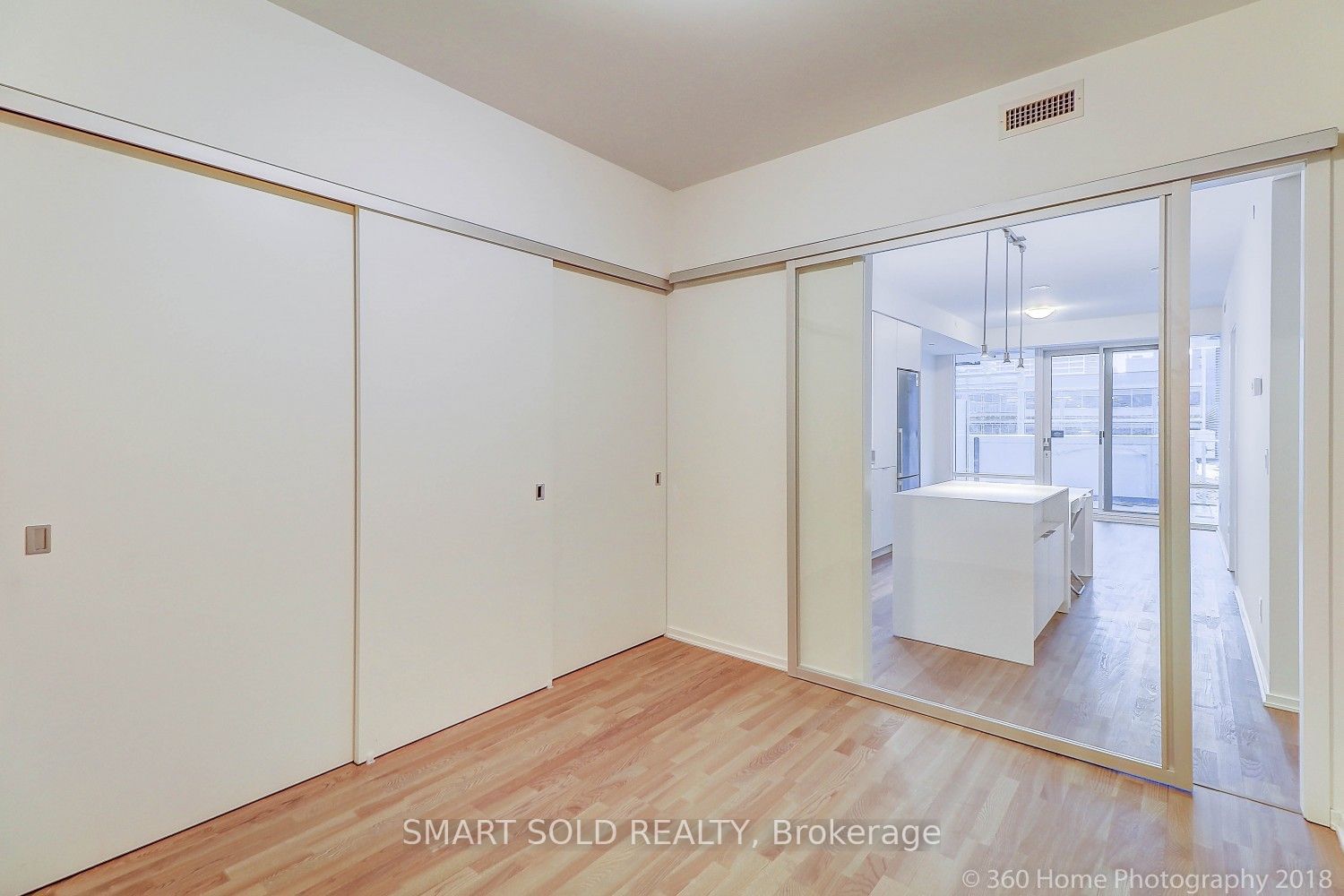 1 Bloor St E, unit 302 for rent - image #13