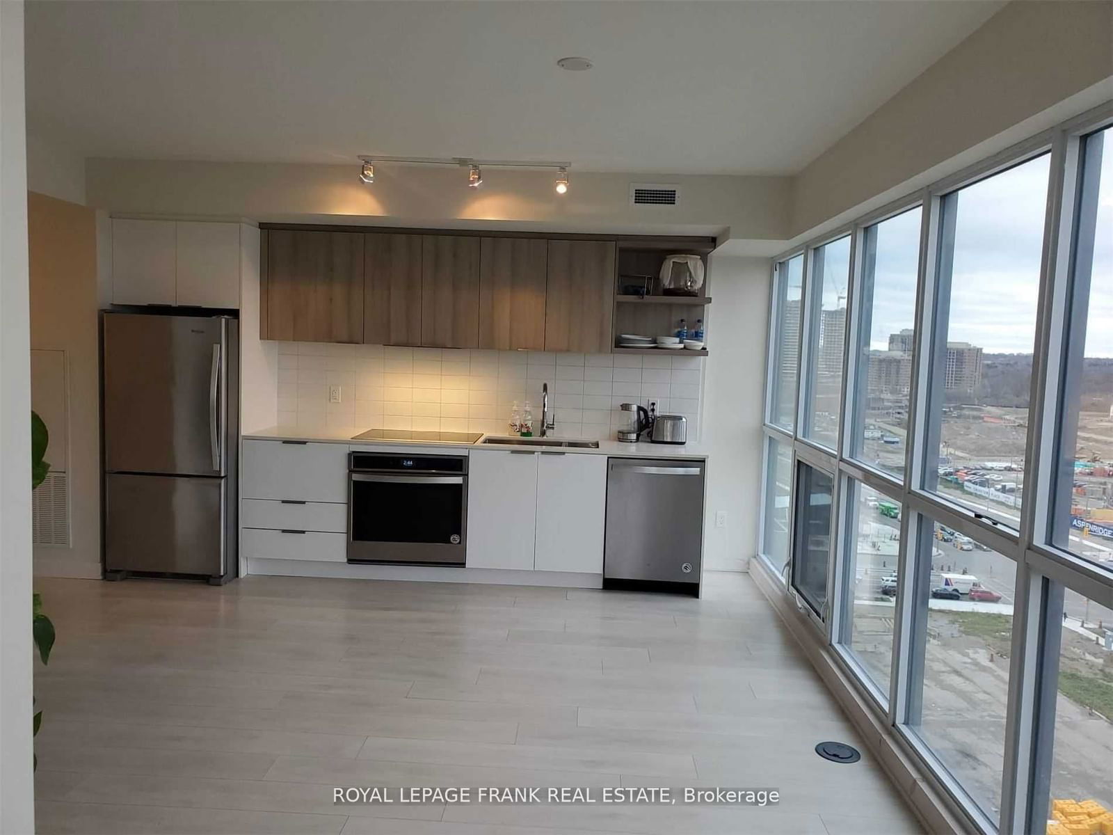 6 Sonic Way, unit 1404 for rent - image #10