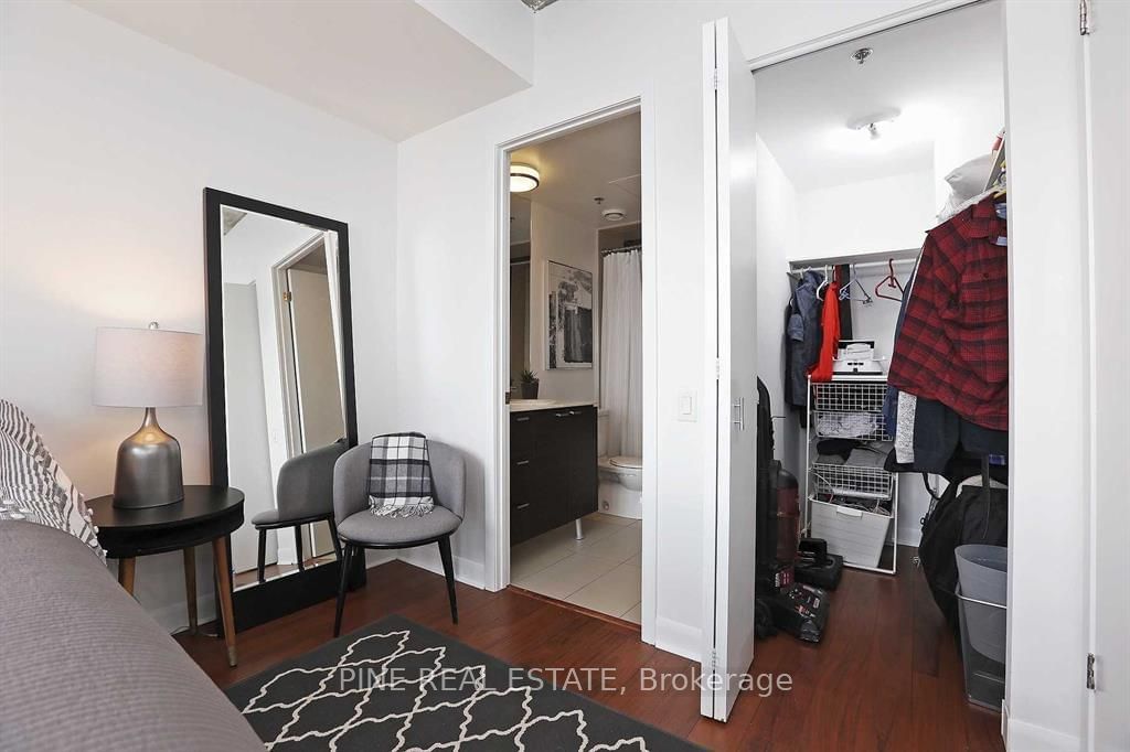 375 King St W, unit 2303 for rent - image #10